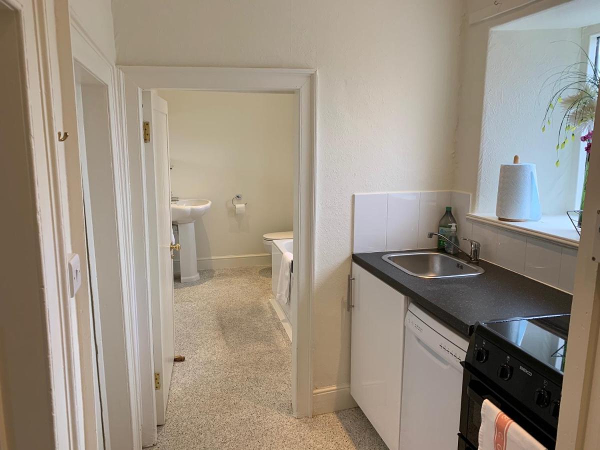 High Street Flat Apartment เชอร์บอร์น ภายนอก รูปภาพ