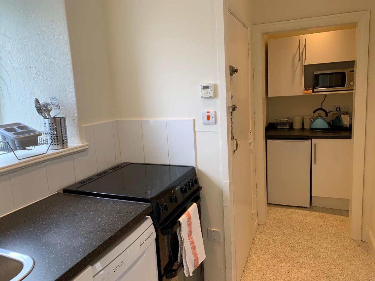 High Street Flat Apartment เชอร์บอร์น ภายนอก รูปภาพ
